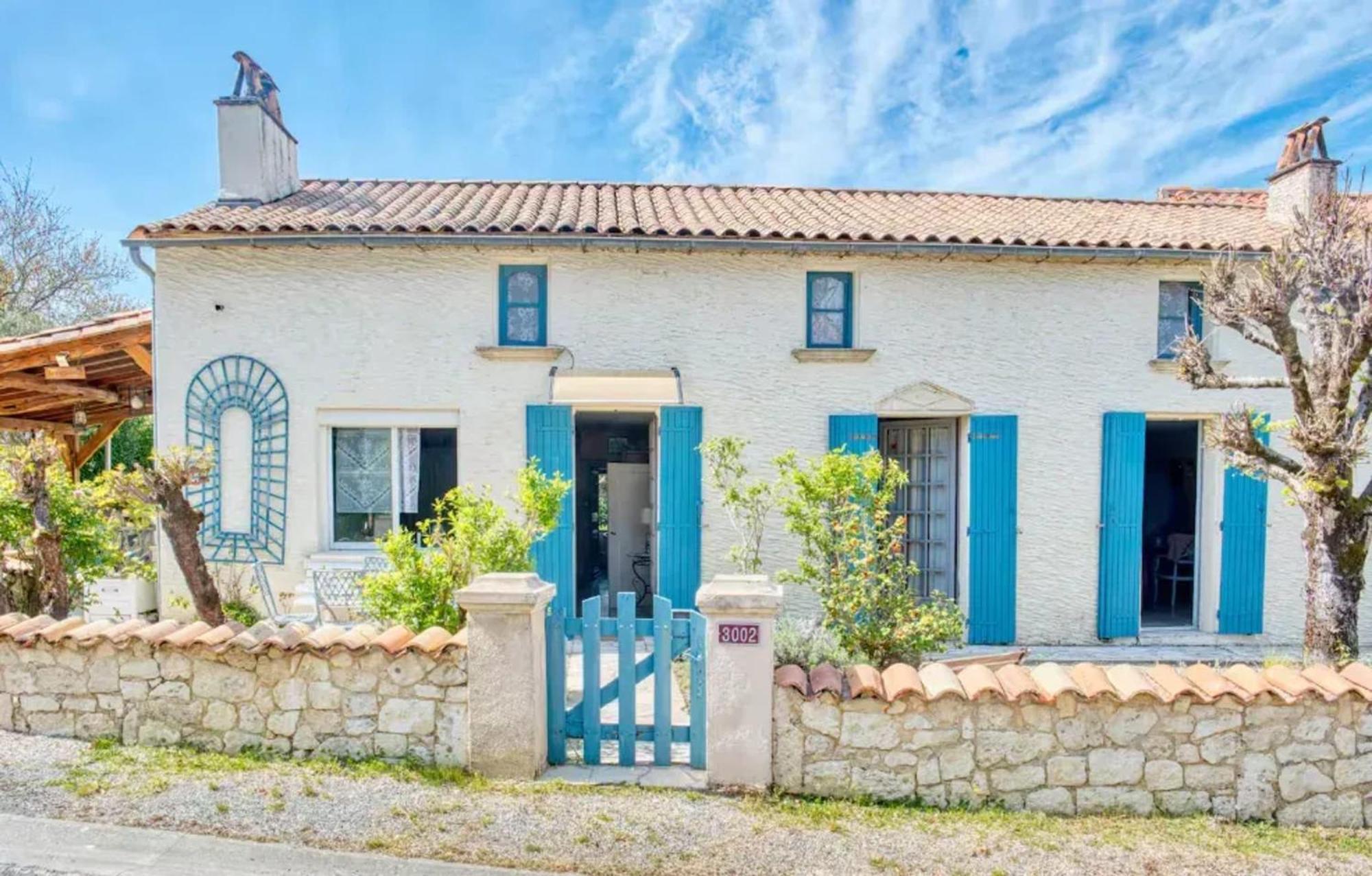 Villa Charmante A Bosset Avec Piscine Partagee المظهر الخارجي الصورة